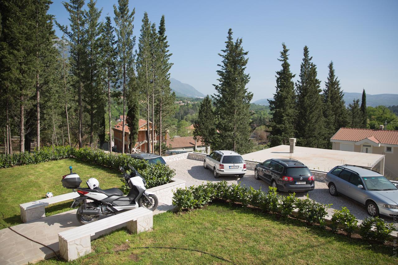 Apartments Sunny Hill ติวัต ภายนอก รูปภาพ